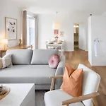 Stayy The River - Contactless Check-in 3*