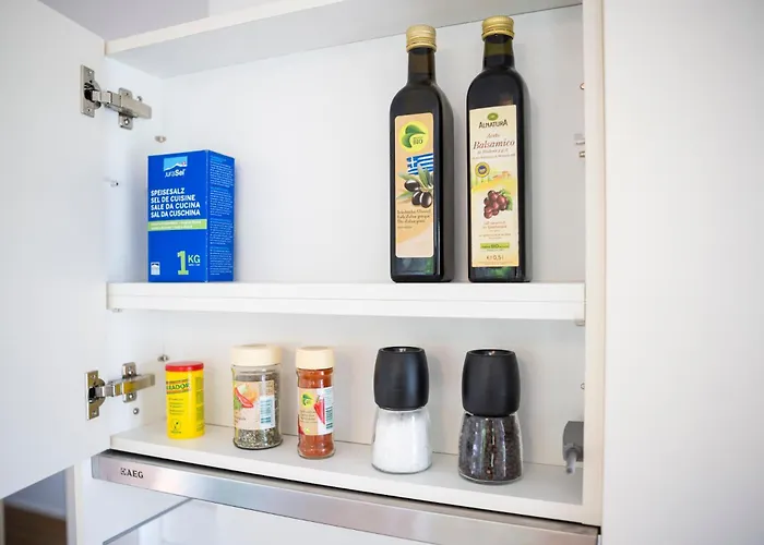 Lägenhetshotell Stayy The River - Contactless Check-in Zürich