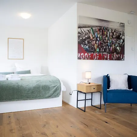 Stayy The River - Contactless Check-in Zürich