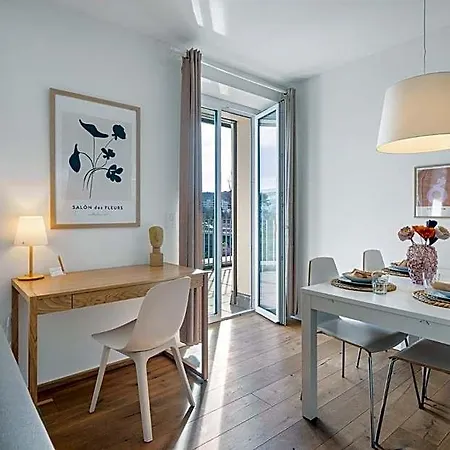 Stayy The River - Contactless Check-in Lägenhetshotell