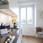 Stayy The River - Contactless Check-in Apartahotel Zúrich