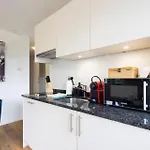 Stayy The River - Contactless Check-in Apartahotel Zúrich