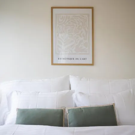 Stayy The River - Contactless Check-in